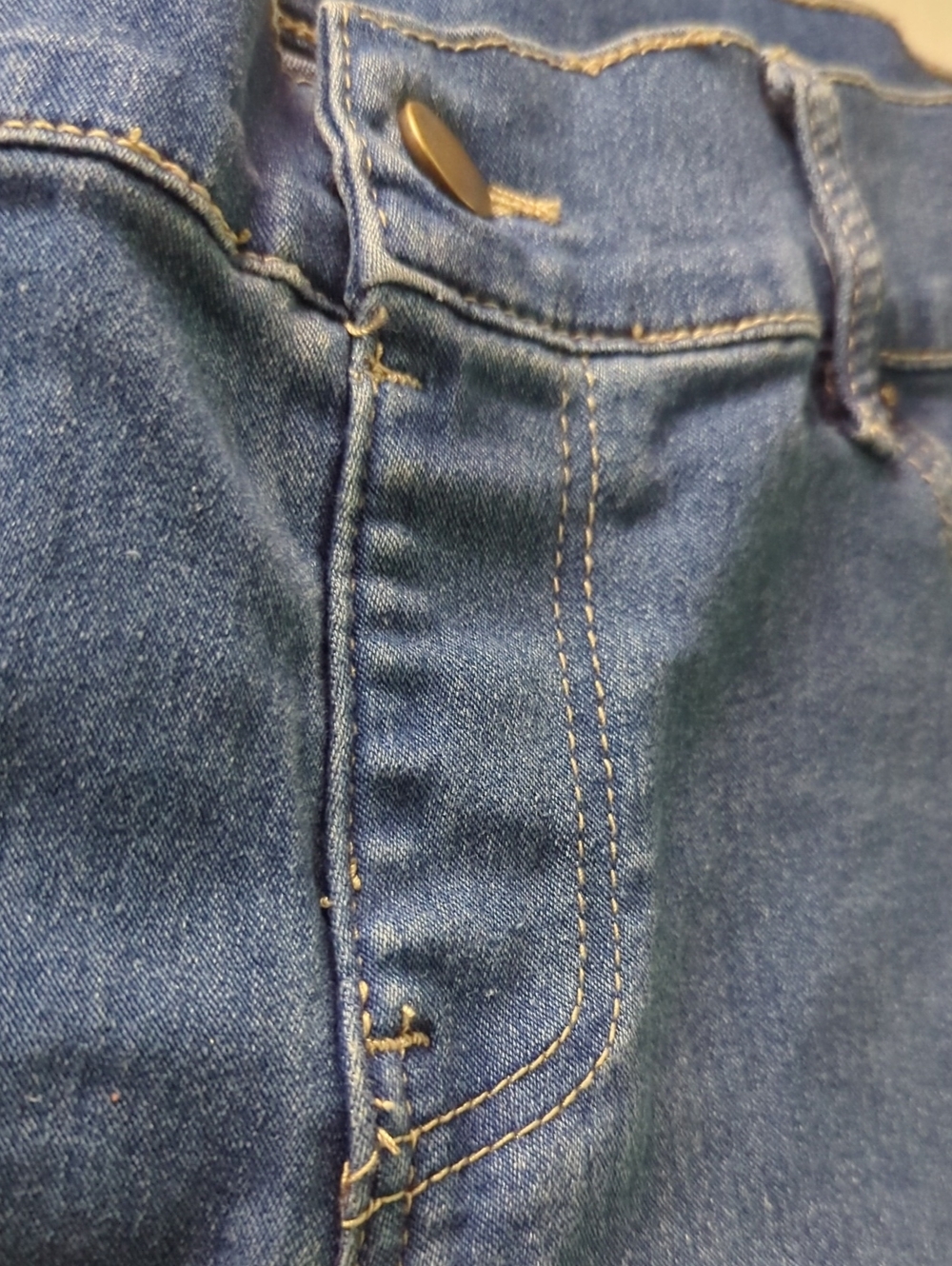 Jeans - Picture 13 of 14